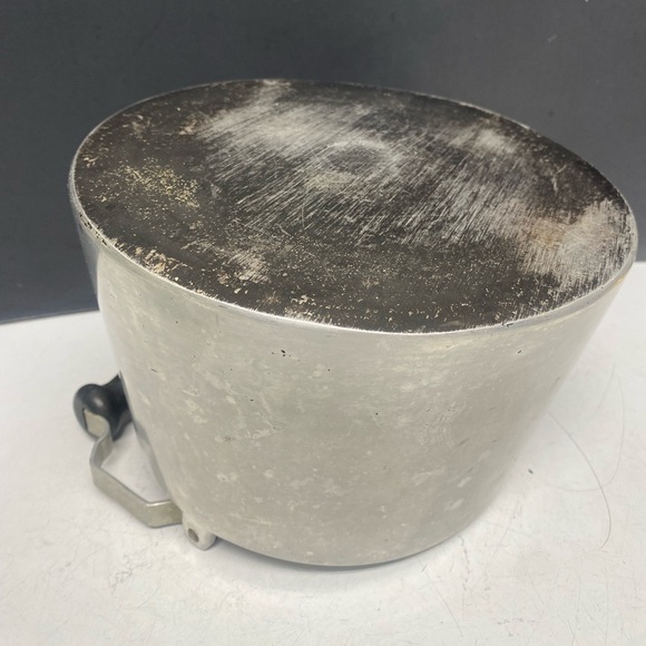 Aluminum Teapot by Miracle Maid Cookware - Picture 15 of 17